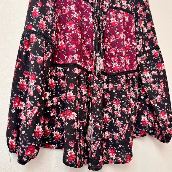 Knox Rose Embroidered Floral Blouse – Size M - Picture 8 of 10